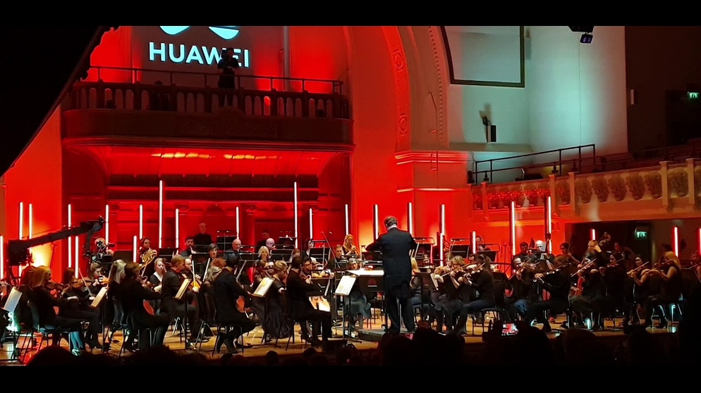 Huawei's Unfinished Symphony - Cadogan Hall, London (Mon 4 Feb 2019) | Bildquelle: Chris JK (via YouTube)