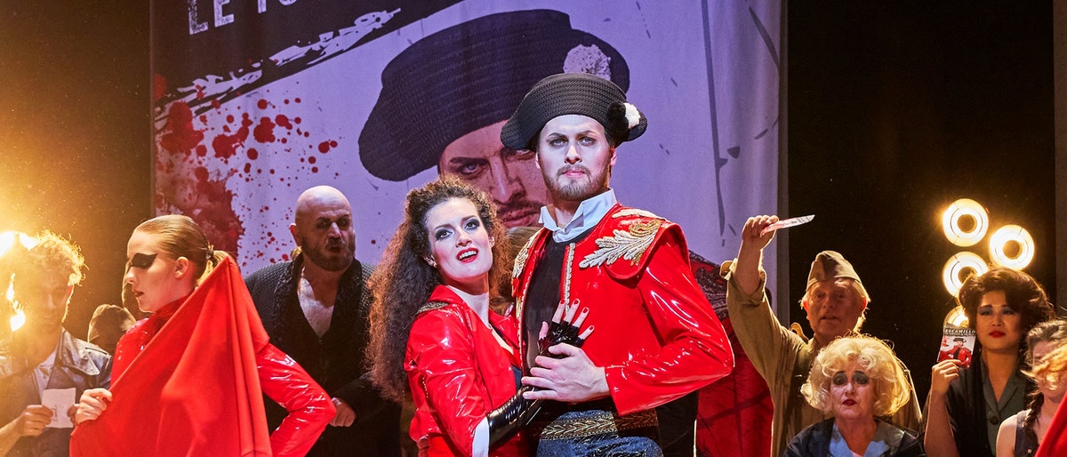 Szene aus "Carmen" am Mainfranken Theater Würzburg, Juni 2025 | Bildquelle: Nik Schölzel