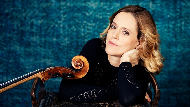 Die Cellistin Sol Gabetta | Bild: © Julia Wesely