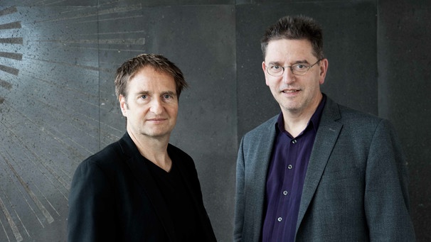 Daniel Ott und Manos Tsangaris – künstlerische Leiter der Münchener Biennale 2022 | Bild: Manu Theobald