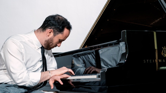 Igor Levit | Bildquelle: Felix Broede