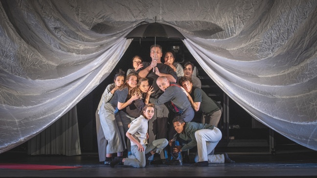 Ensemble von "Mozart Moves" bei der Mozartwoche 2020 in Salzburg. | Bildquelle: Tobias Witzgall