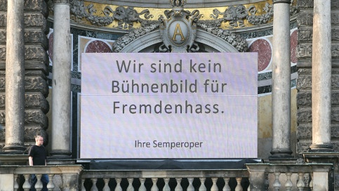 Semperoper Gegen Pegida Wir Sind Keine Kulisse Fur Intoleranz