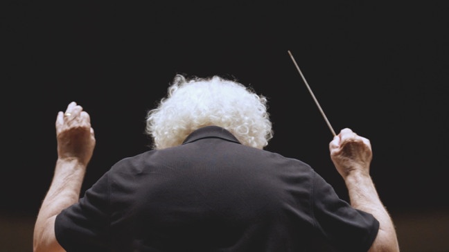 "Simon Rattle - Vom Glück des Dirigierens" | Bildquelle: Paulus Müller-Hahl KickFilm GmbH