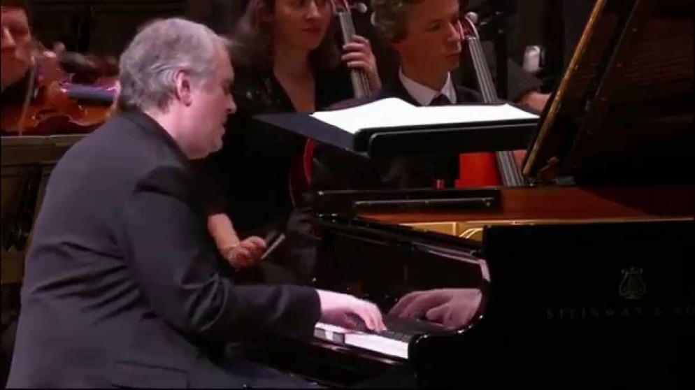 Nicholas Angelich - Brahms - Piano Concerto No 1 - Järvi | Bildquelle: Classical Vault 1 (via YouTube)