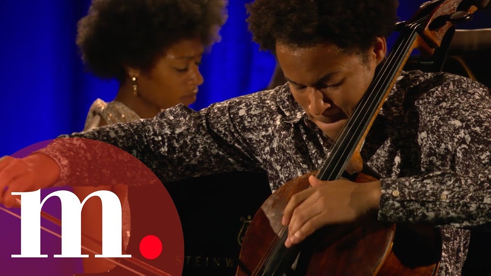 Sheku and Isata Kanneh-Mason perform Bridge's Scherzo for Cello and Piano - Verbier Festival 2021 | Bildquelle: medici.tv (via YouTube)