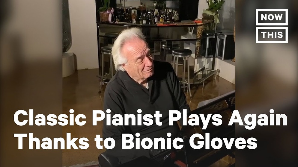 Bionic Gloves Allow Pianist João Carlos to Play Again | NowThis | Bildquelle: NowThis News (via YouTube)