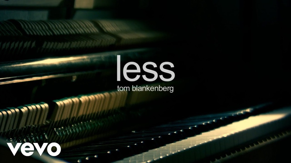 Tom Blankenberg - Less (Official Video) | Bildquelle: TomBlankenbergVEVO (via YouTube)