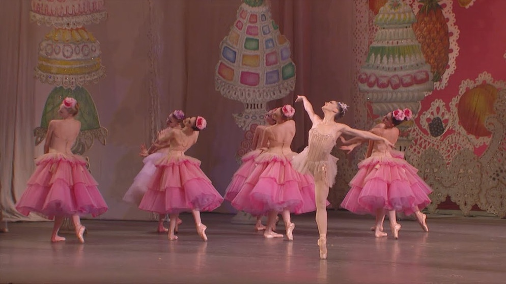New York City Ballet: Waltz of the Flowers | Bildquelle: Lincoln Center (via YouTube)
