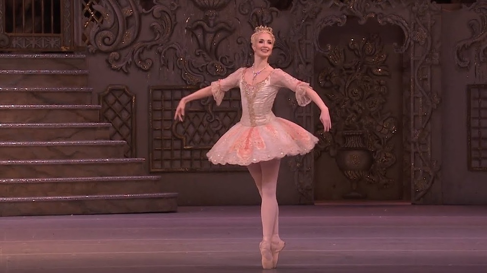 Dance of the Sugar Plum Fairy from The Nutcracker (The Royal Ballet) | Bildquelle: Royal Opera House (via YouTube)