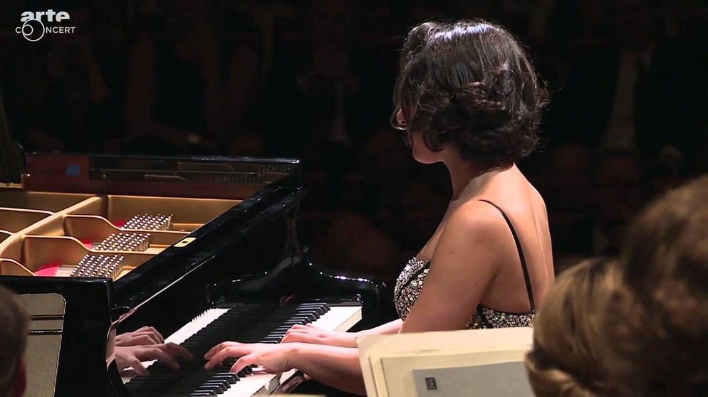 Khatia Buniatishvili - Chopin - Prelude No 4 in E minor, Op 28 | Bildquelle: Cantus 5 (via YouTube)