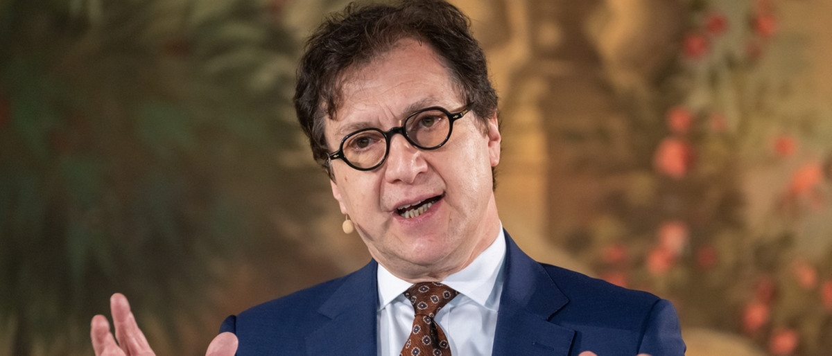 Serge Dorny bei der Präsentation der neuen Saison am 05.05.2022 in der Bayerischen Staatsoper. | Bildquelle: picture alliance/dpa | Peter Kneffel