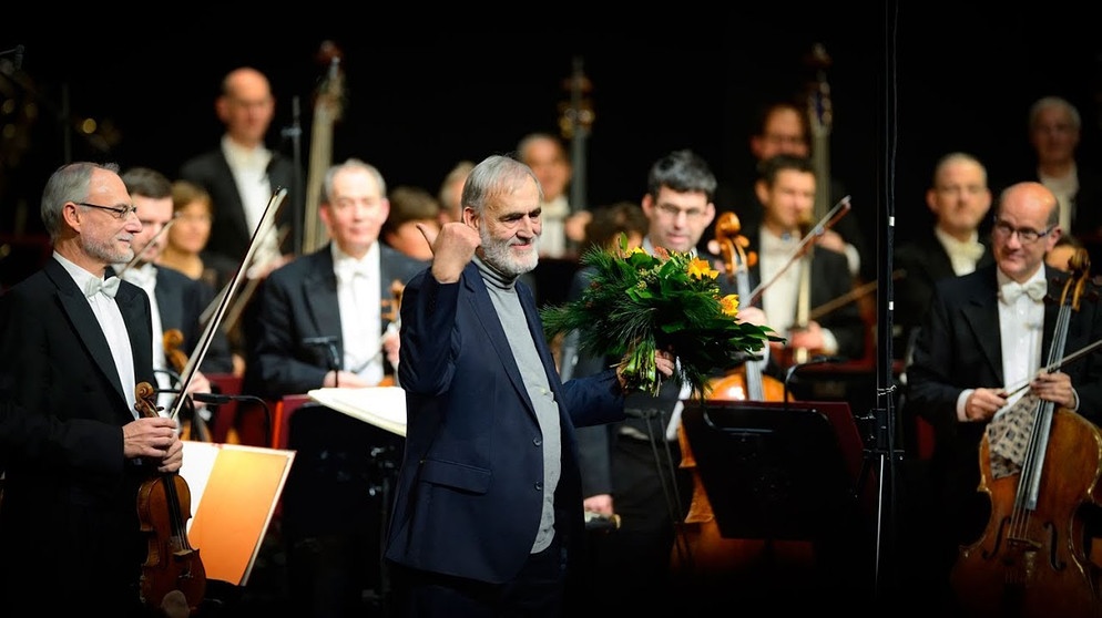 Staatsorchester Stuttgart - "Marche fatale" für großes Orchester von Helmut Lachenmann | Bildquelle: Staatsorchester Stuttgart (via YouTube)