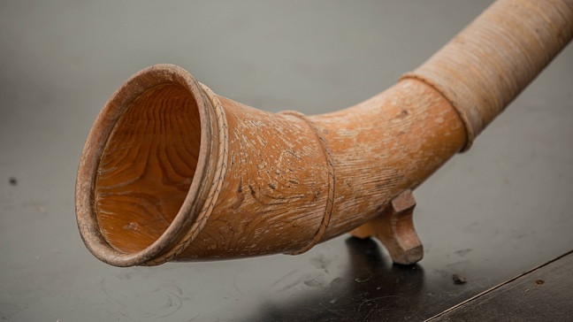 Alphorn | Bildquelle: picture alliancechromorange