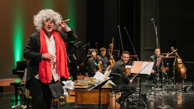 Klassik zum Staunen, Bild von der Bühne beim Konzert "Beethoven räumt auf" mit Stefan Wilkening | Bildquelle: BR, Johanna Schlüter