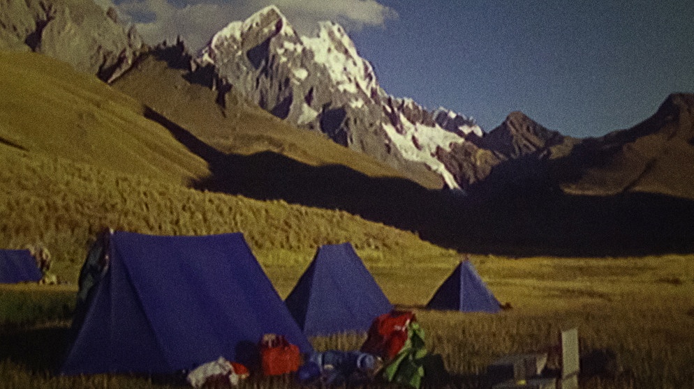 Zeltlager in Peru. Szene aus Bergauf-Bergab | Bildquelle: BR