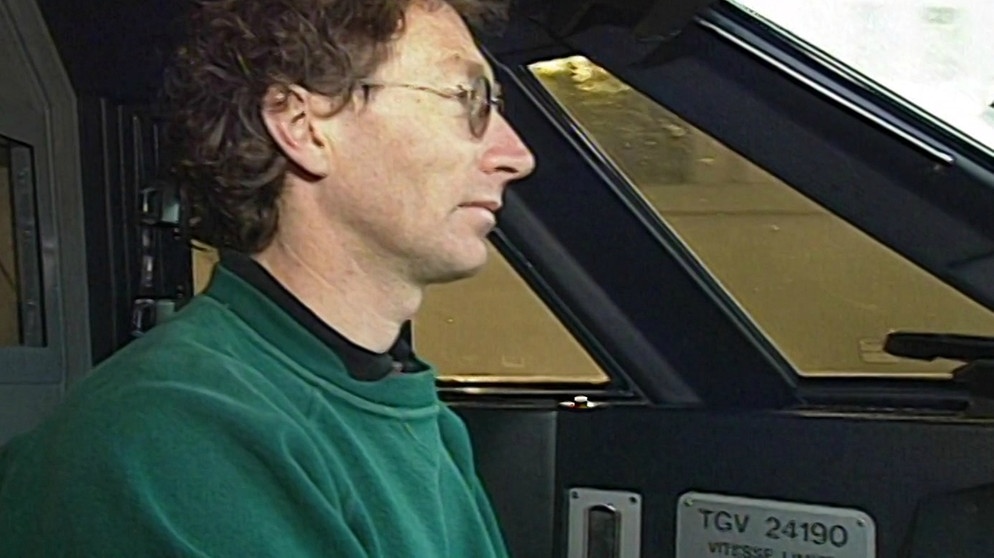 Jean-Paul, Lokführer, im TGV. | Bildquelle: BR