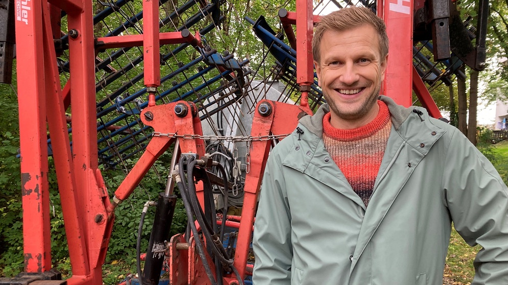 "Unser Land"-Moderator Florian Kienast | Bildquelle: BR/Christine Schneider