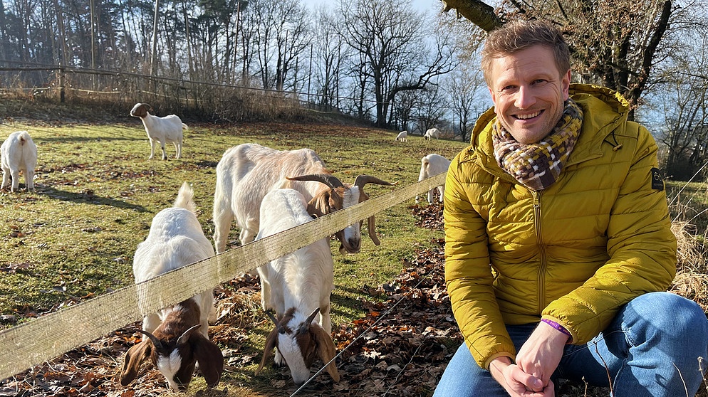 "Unser Land"-Moderator Florian Kienast | Bildquelle: BR / Andrea Mittlmeier