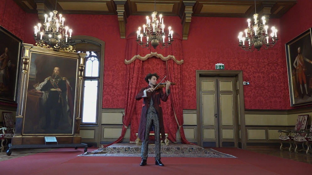 Violinist Pierpaolo Foti  | Bildquelle: BR