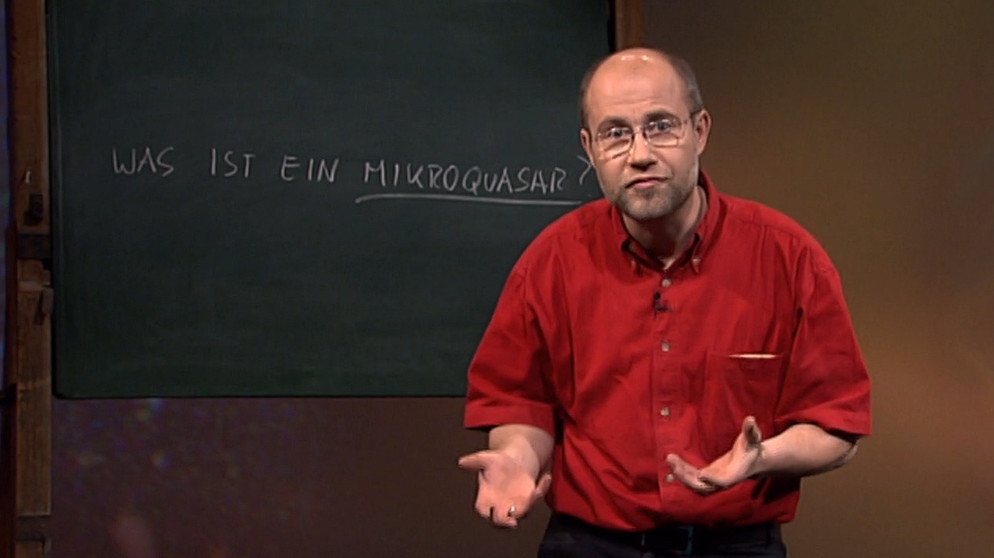 Prof. Harald Lesch erklärt, was Micro-Quasare sind | Bildquelle: Bayerischer Rundfunk 2022