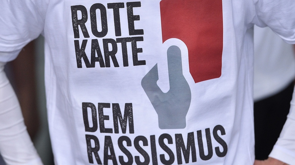 alpha-demokratie - Rassismus in Deutschland | Bildquelle: picture-alliance/dpa