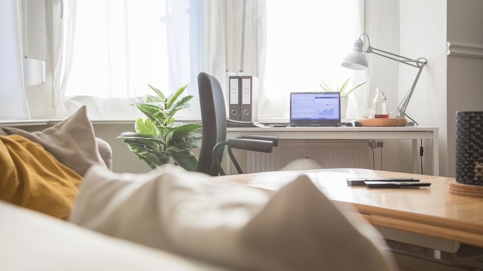 alpha-demokratie - Home-Office – Das Büro der Zukunft /  | Bildquelle: picture-alliance/dpa