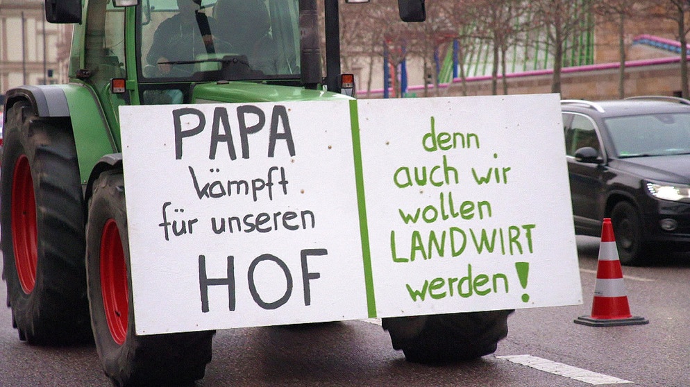 Traktor bei Bauern-Demo | Bildquelle: BR