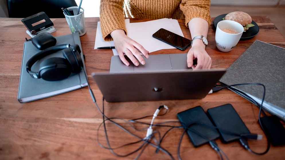 Home-Office | Bildquelle: picture-alliance/dpa