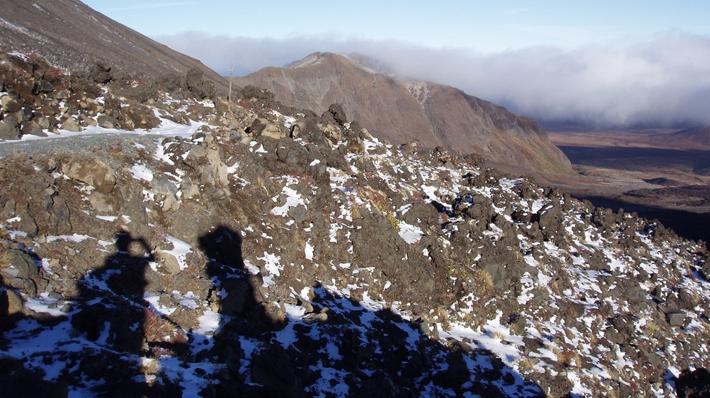 Unterwegs im Tongariro Nationalpark | Bildquelle: BR; Andrea Zinnecker