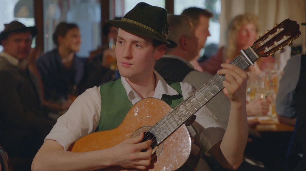 Die Brandseck Musi beim Naringer Wirt. | Bildquelle: BR/Moritz Kipphardt/Volker Gabriel/Daniel Delbeck/Odwin von Wurmb