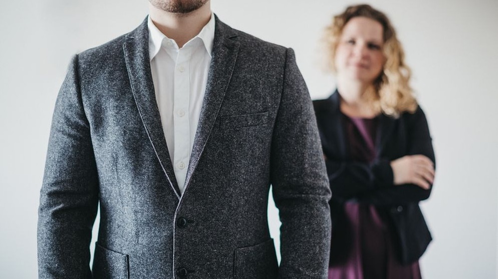 Am 18. März ist Equal Pay Day. Der EPD markiert symbolisch den Tag, bis zu dem Frauen umsonst arbeiten, während Männer seit dem 1. Januar für ihre Arbeit bezahlt werden. | Bildquelle: BR/Julia Müller
