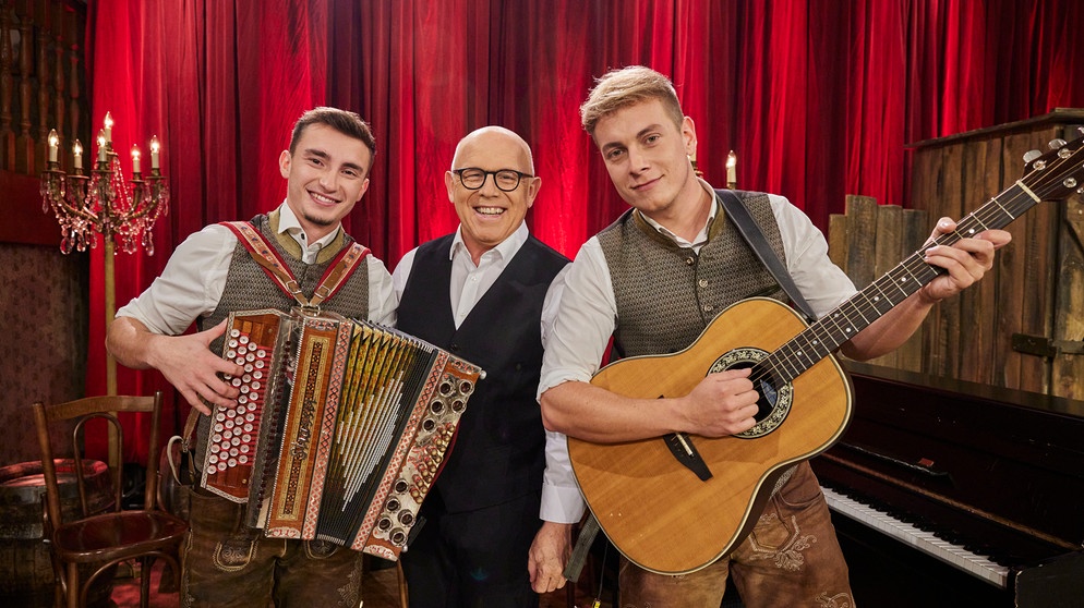Die Niederösterreicher Tristan & David bringen zum zweiten Mal den Festsaal des Hofbräuhauses zum Kochen. | Bildquelle: ©BR 2024 / Philipp Thurmaier