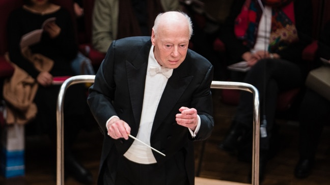 Bernhard Haitink dirigiert das Symphonieorchester des Bayerischen Rundfunks. | Bildquelle: BR/Peter Meisel
