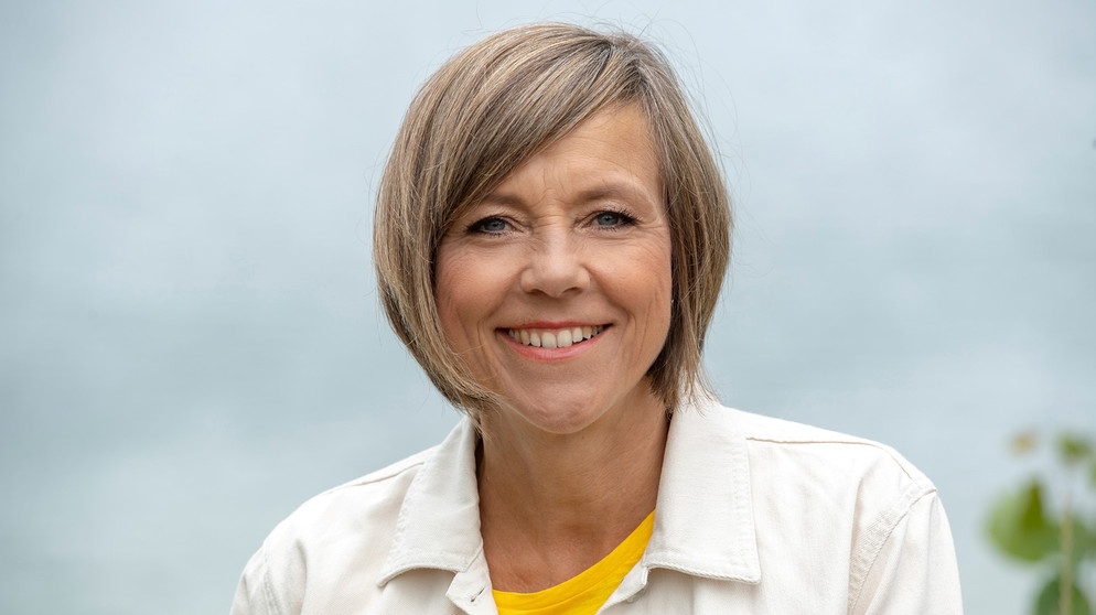 Moderatorin Annette Krause. | Bildquelle: BR/SWR/Alexander Kluge