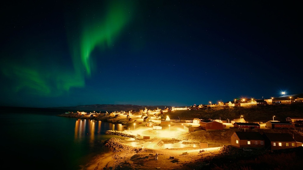 Polarlichter bei Nacht. | Bildquelle: BR/NDR/Vision Airways GmbH/Lars Pfeiffer