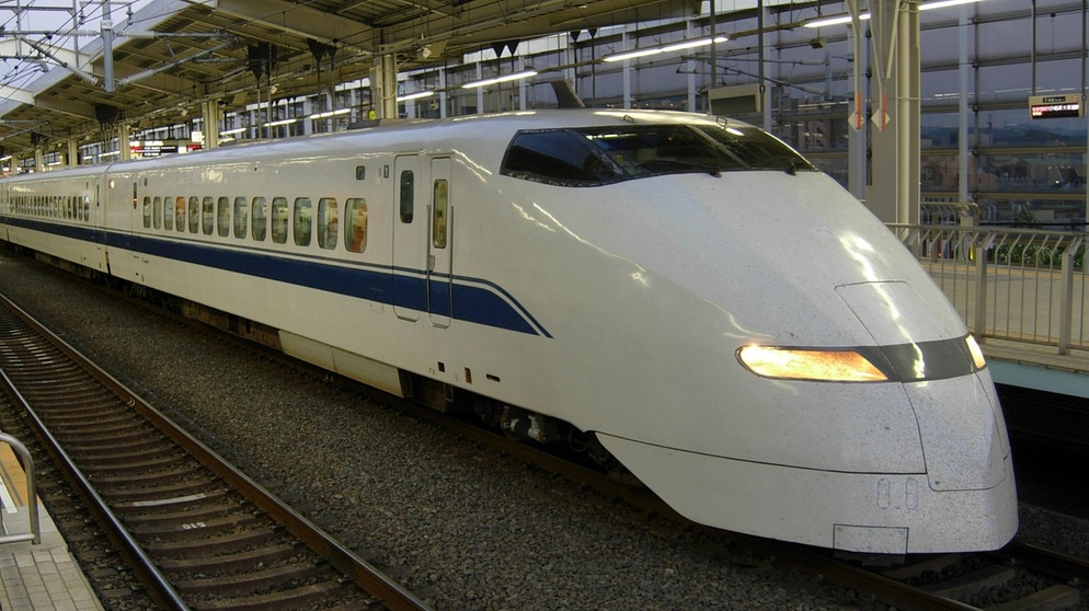 Der Shinkansen. | Bildquelle: BR/SWR/Hagen von Ortloff