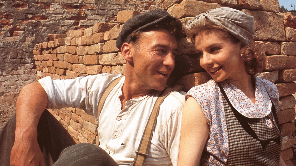 Hans Stadler (Werner Stocker) und Kati Zeiler (Dana Vávrová). | Bildquelle: BR/Senator Film
