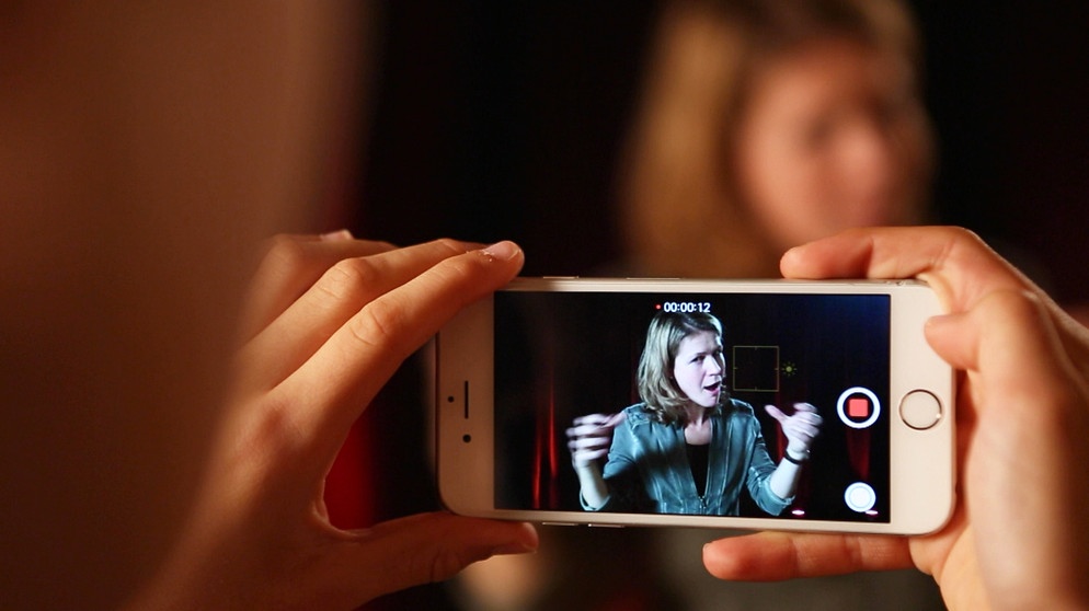 Moderatorin Anke Klingemann. | Bildquelle: BR