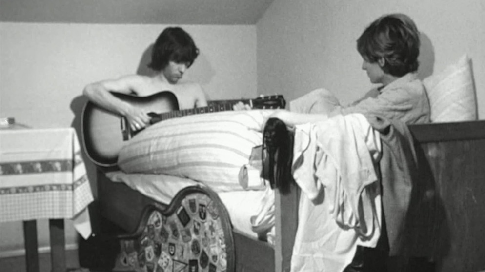 Das Leben der Ehefrau an der Seite von Beatles-Imitator Dick Scott. | Bildquelle: BR