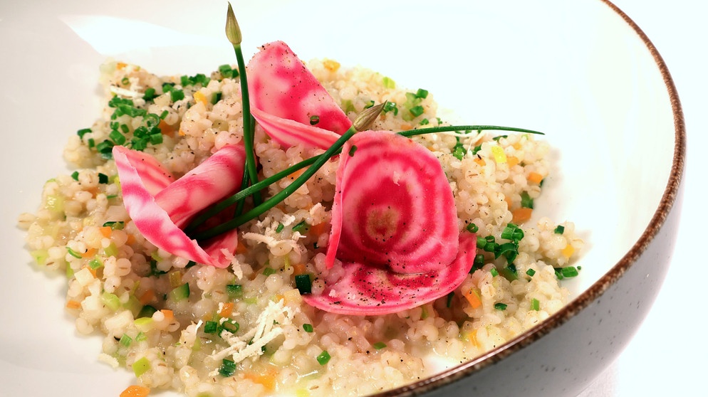 Graupenrisotto mit Allgäuer Bergkäse. | Bildquelle: BR/Frank Johne