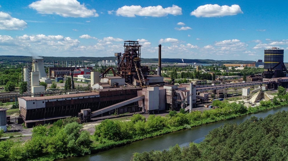 Leben im Takt des Stahlwerks - 70 Jahre Eisenhüttenstadt | Bildquelle: picture alliance/dpa/dpa-Zentralbild | Patrick Pleul