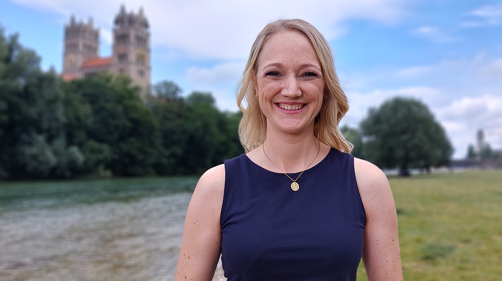 Eva Walig, Moderatorin der Sendung Schwaben + Altbayern im BR Fernsehen | Bildquelle: BR / Sabine Frühbuss