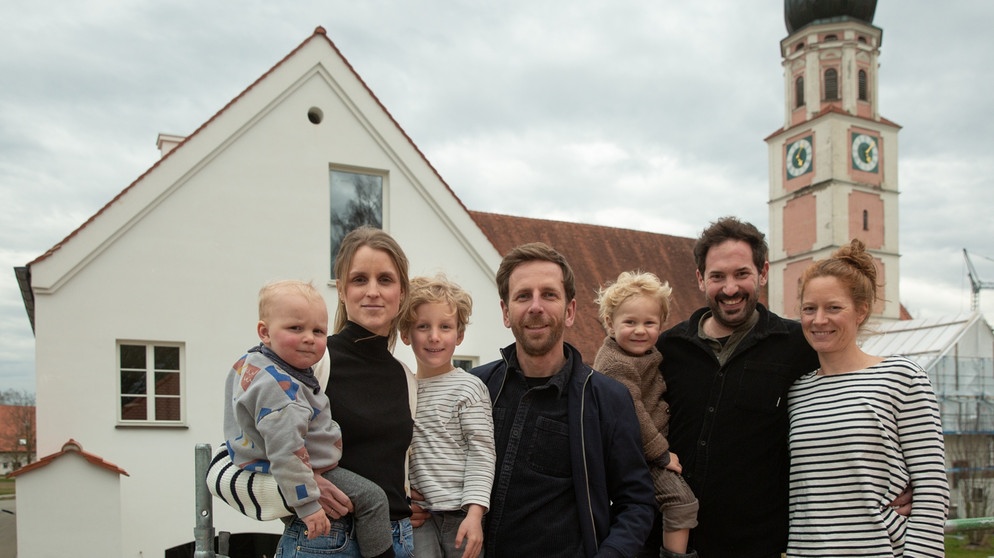 Kloster- und Kirchengeschichten: Familie Groß und Familie Schropp-Kreft haben zusammen ein Kloster renoviert. | Bildquelle: BR