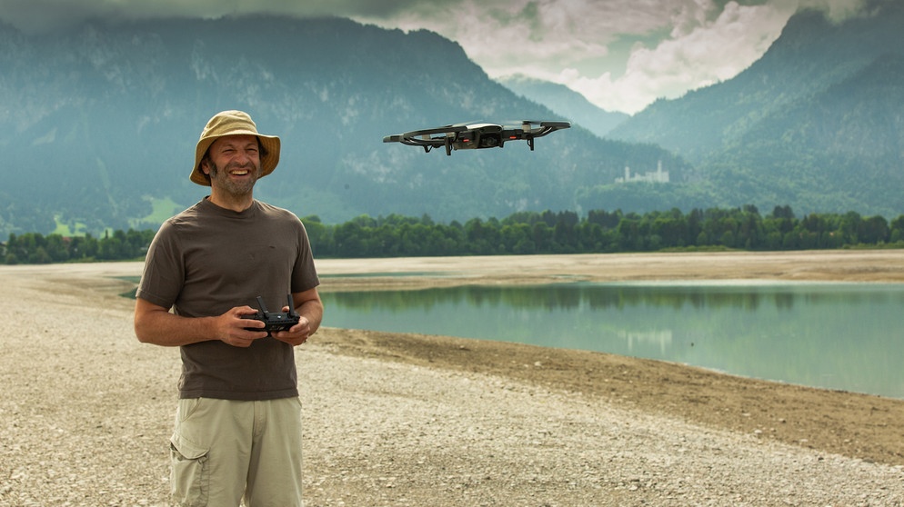 Schmidt Max und die luftige Foto-Safari | Bildquelle: André Goerschel
