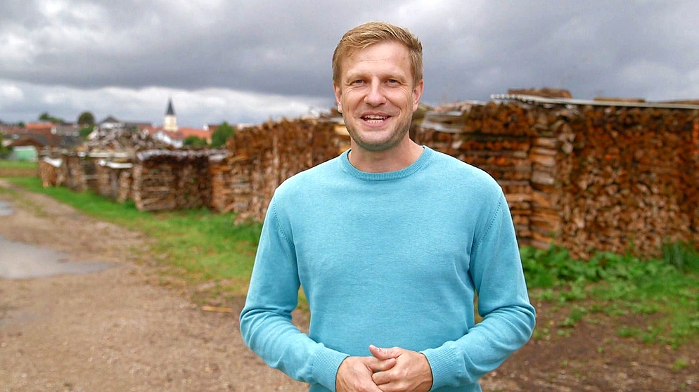 Moderator Florian Kienast | Bildquelle: BR