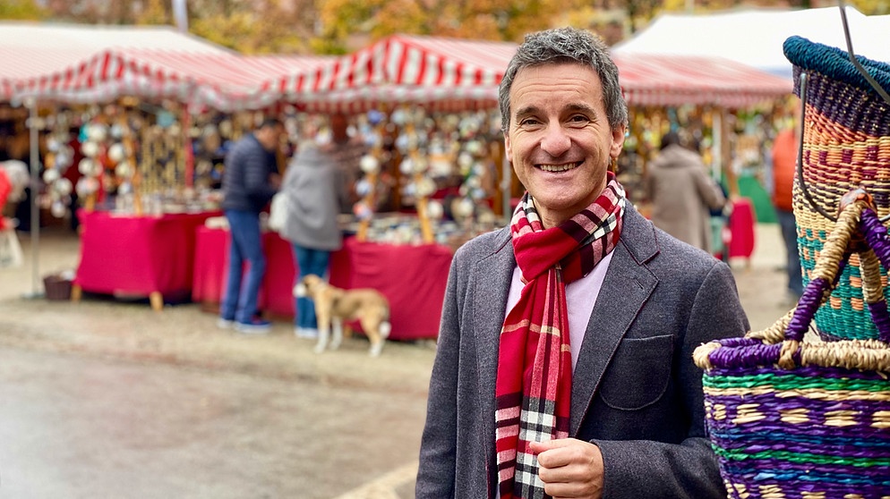 Florian Schrei, Moderator der Magazinsendung "Zwischen Spessart und Karwendel" im BR Fernsehen | Bildquelle: BR/Claudia Eberle