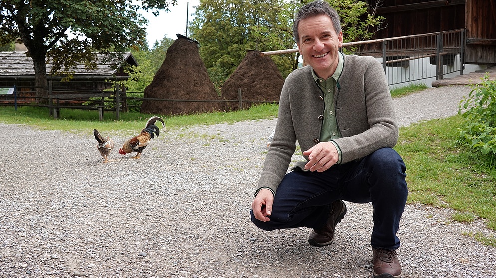 Florian Schrei, Moderator der Magazinsendung "Zwischen Spessart und Karwendel" im BR Fernsehen | Bildquelle: BR / Heinz Lütticken