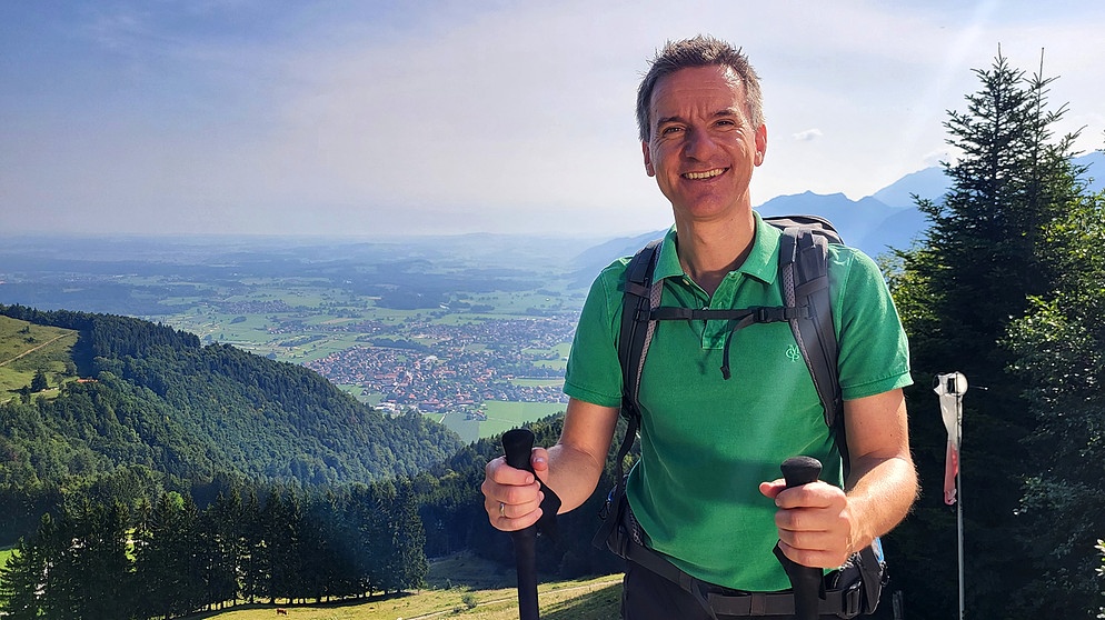 Florian Schrei, Moderator der Magazinsendung "Zwischen Spessart und Karwendel" im BR Fernsehen | Bildquelle: BR