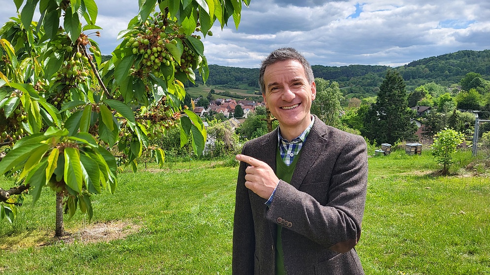 Florian Schrei, Moderator der Sendung "Zwischen Spessart und Karwendel" im BR Fernsehen | Bildquelle: BR / Kathrin Lindauer